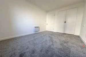 Double Bedroom - click for photo gallery